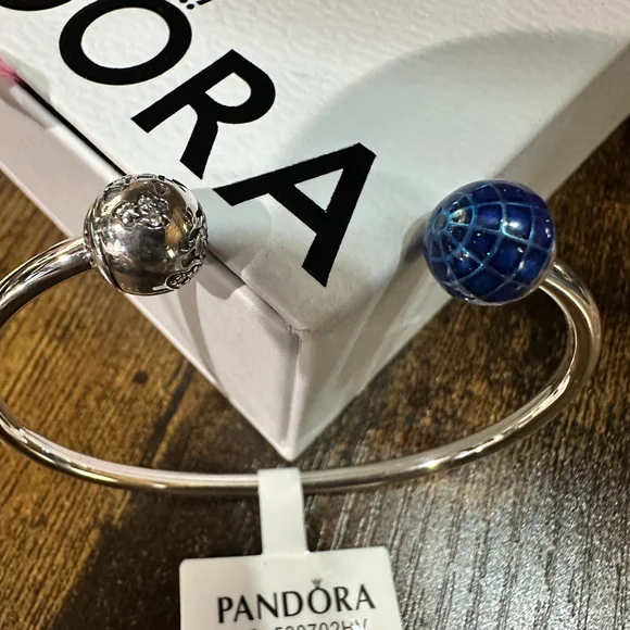 Authentic Pandora Silver Classic "You Mean The World To Me"Open Bangle, SZ17.5CM - Picture 3 of 9